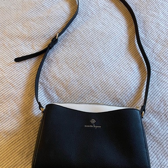 Black and Cream Purse by Nanette Lepore - Picture 3 of 7